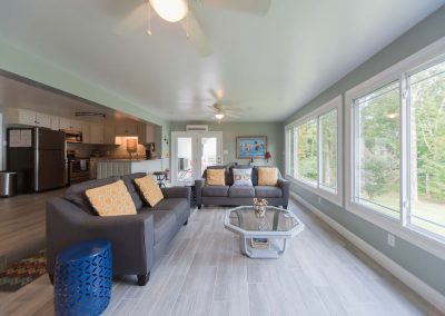 Barefoot Properties | Kentucky Lake Vacation Rentals | Lake House | Open Concept | Living Area | Lake Views